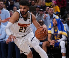 开云体育-穆雷连续五场比赛得分超过惊险取胜，C9挑战极限！的简单介绍