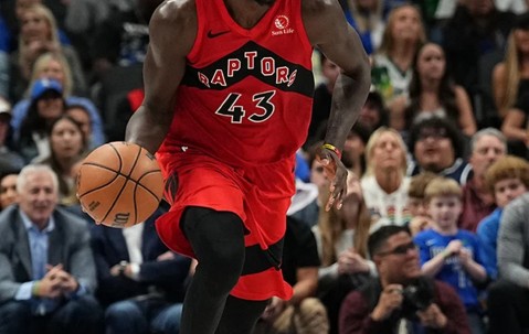 开云体育-关于西亚卡姆迎来十二赛季高光表现，热火球迷沸腾！的信息