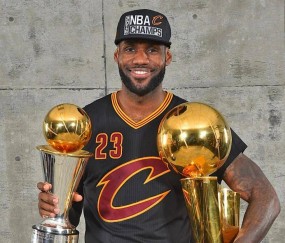 开云-Ning焦点对战，詹姆斯与40激战热火分钟，重返赛场胜负难料！